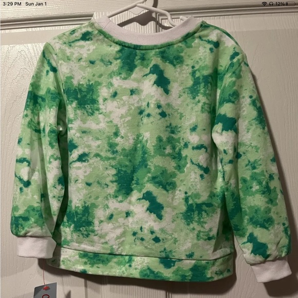 Cat & Jack St. Patrick’s Sweatshirt kids Sz XS tie dye green & white NWT - Picture 5 of 7